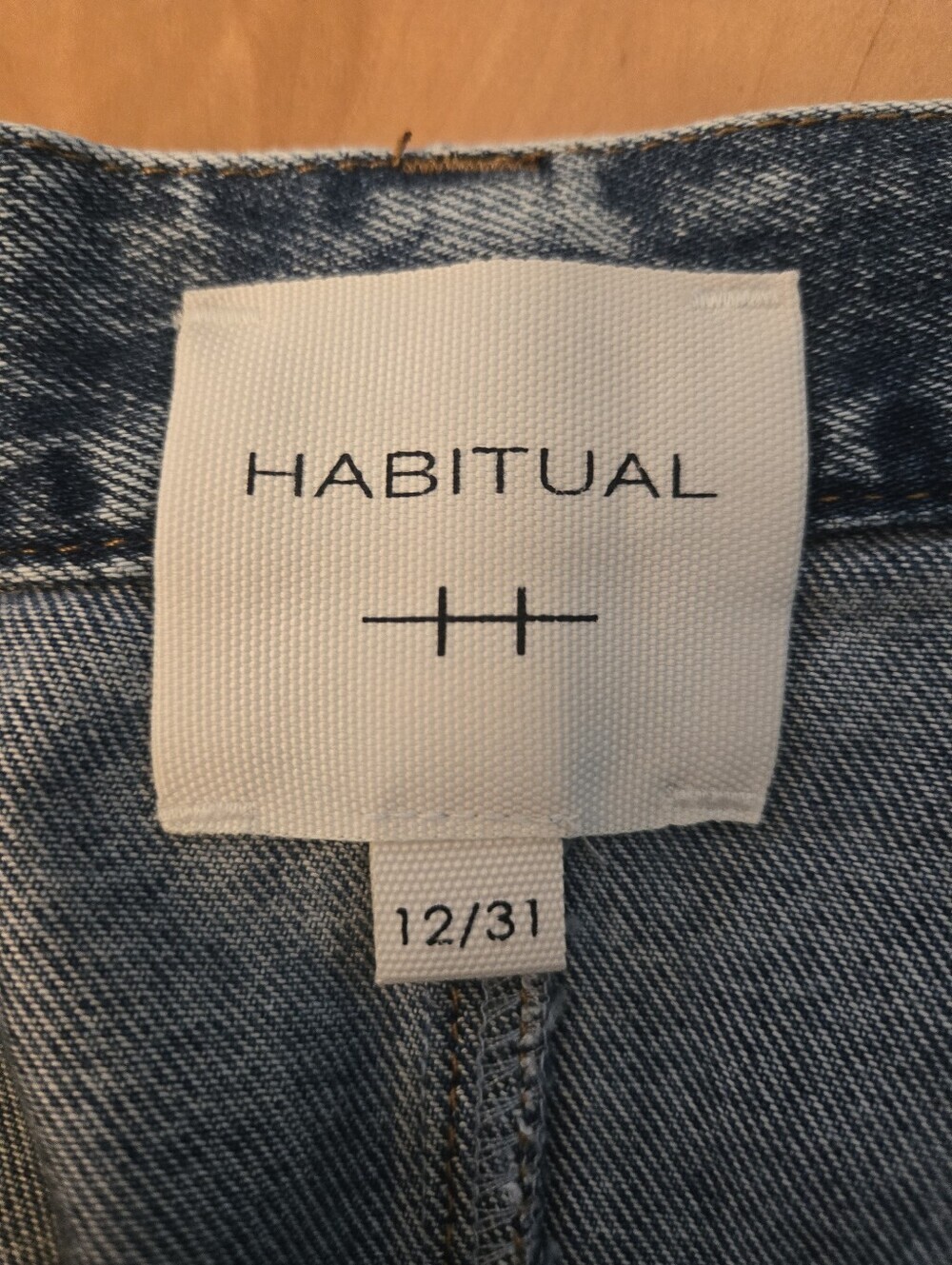 HABITUAL Denim A-line Midi Skirt with Matching Belt Size 12/31 - Picture 6 of 12